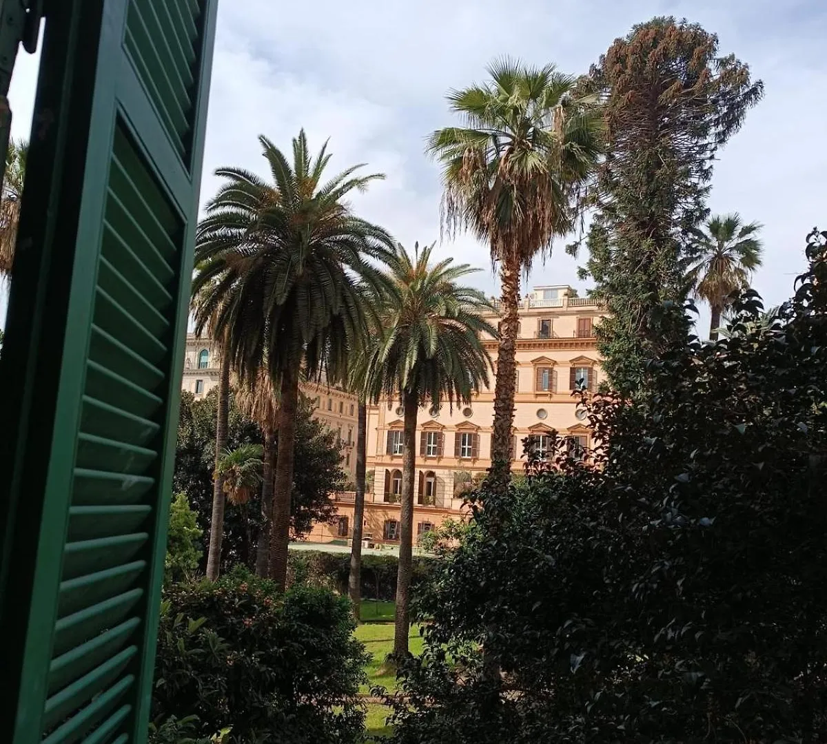 Parco Margherita 3 Naples