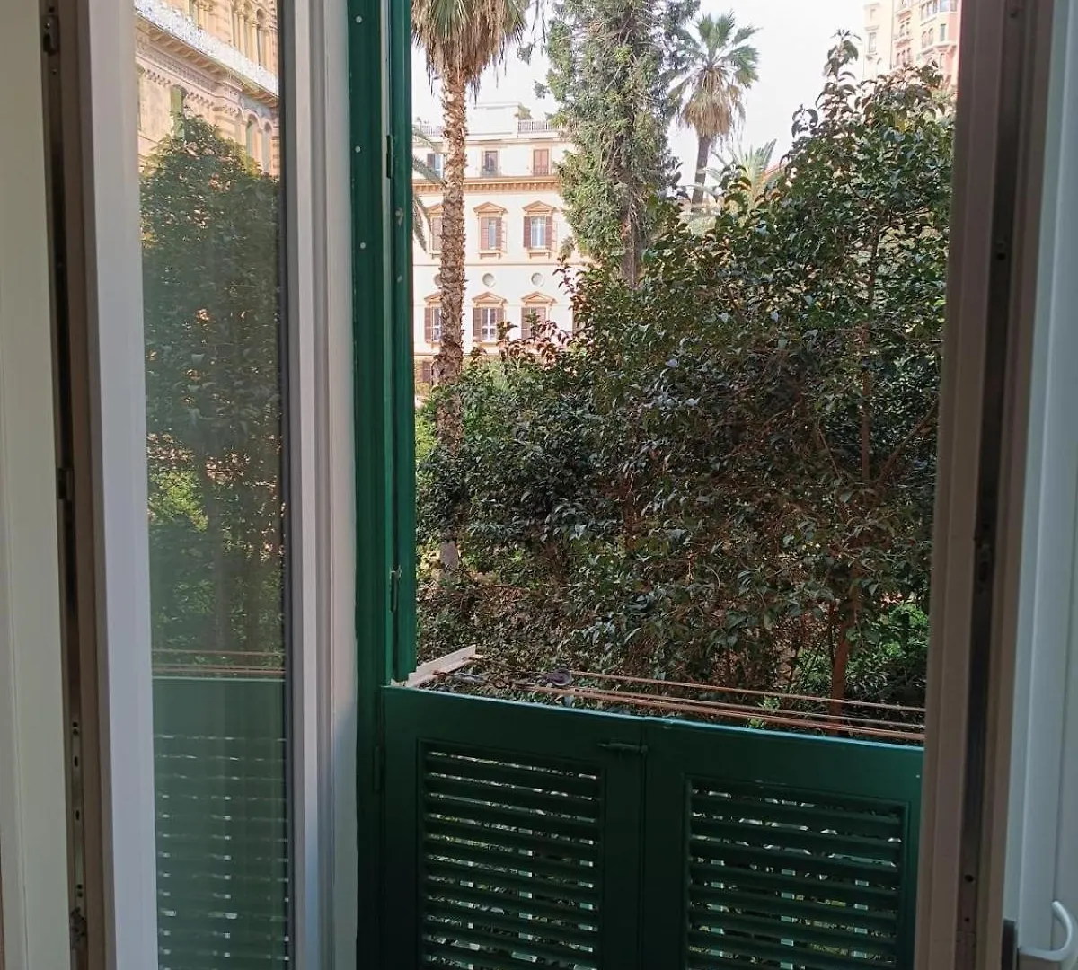 Parco Margherita 3 Naples Apartment